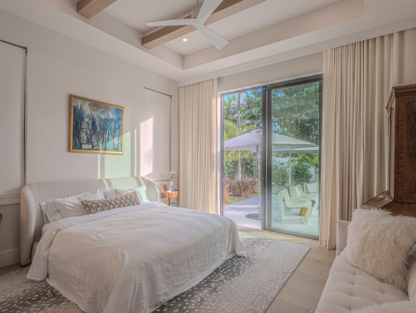 Luxurious Naples Getaway - Custom Design Home with Pool & Spa